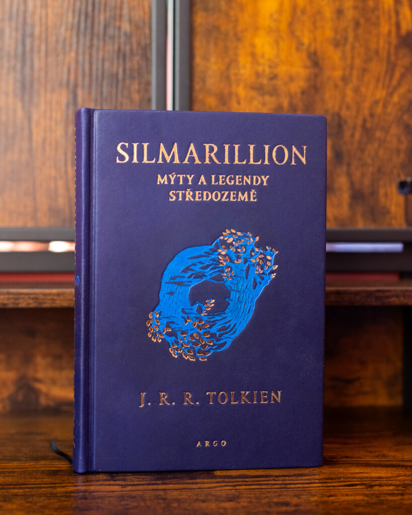Silmarillion v kůži